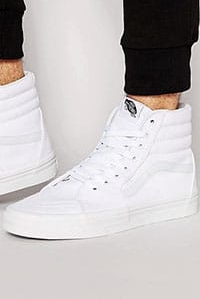 How to Wear Vans Shoes with Style - The Trend Spotter