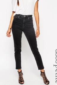 black mom jeans