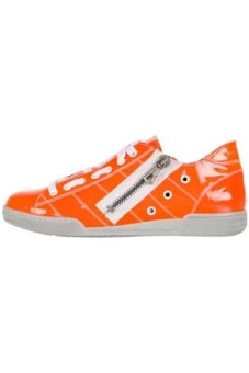 MARC JACOBS PATENT LEATHER SNEAKERS W: TAGS