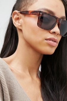 Jeepers Peepers Shield Flat Top Sunglasses in Tortoise Shell