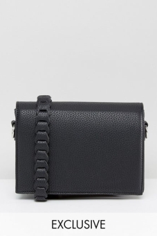 Street Level Minimal Cross Body with Whipstitch Strap in Black
