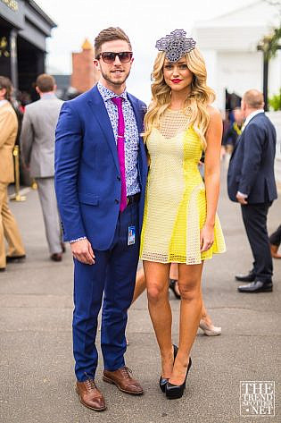 Photo by <a href="https://www.thetrendspotter.net/about"rel="nofollow" target="_blank">Colin Gold</a> Melbourne Cup 2014 Street Style