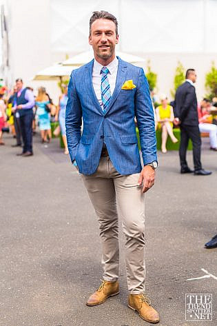 Photo by <a href="https://www.thetrendspotter.net/about"rel="nofollow" target="_blank">Colin Gold</a> Melbourne Cup 2014 Street Style