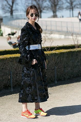 Photo by <a href="http://www.fashionwirepress.com" rel="nofollow" target="_blank">FashionWirePress</a>