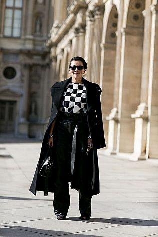 Photo by <a href="http://www.fashionwirepress.com" rel="nofollow" target="_blank">FashionWirePress</a>