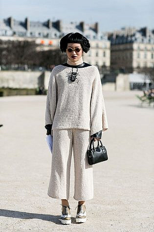 Photo by <a href="http://www.fashionwirepress.com" rel="nofollow" target="_blank">FashionWirePress</a>