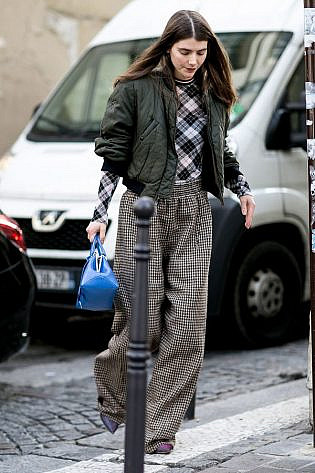 Photo by <a href="http://www.fashionwirepress.com" rel="nofollow" target="_blank">FashionWirePress</a>