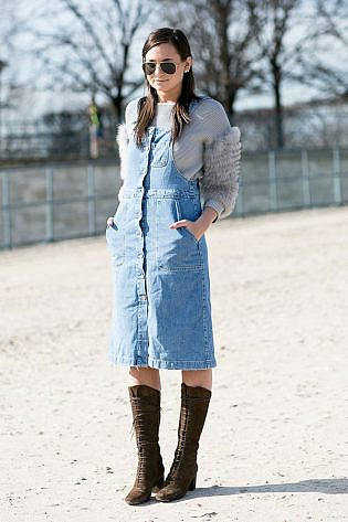 Photo by <a href="http://www.fashionwirepress.com" rel="nofollow" target="_blank">FashionWirePress</a>