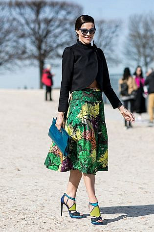 Photo by <a href="http://www.fashionwirepress.com" rel="nofollow" target="_blank">FashionWirePress</a>