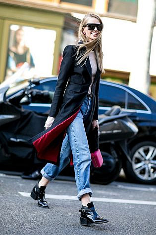 Photo by <a href=" http://bit.ly/1OkDrPJ" rel="nofollow" target="_blank">Vincenzo Grillo</a> Models off Duty Paris Fashion Week AW 2015