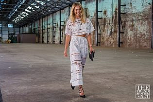 Elyse Knowles wears The Born to Run Top and Long Walk Home Culottes Elyse Knowles