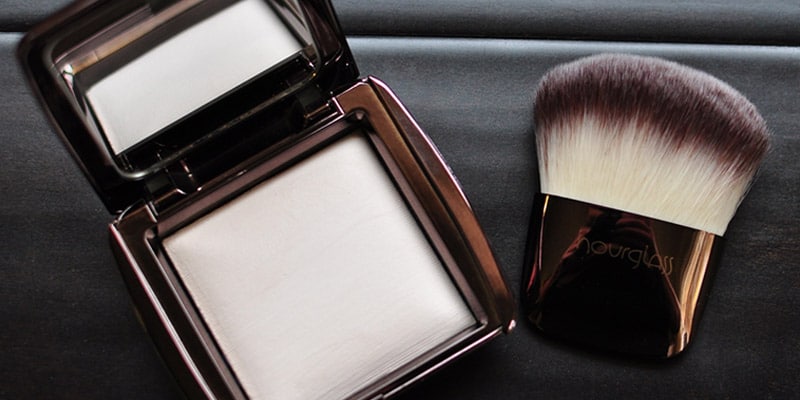 Hourglass Ambient Lighting Powder in Ethereal Light