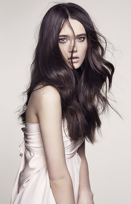 The Latest Women S Hairstyles Photos The Trend Spotter