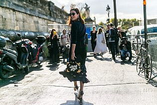 Nicole Warne Paris Fashion Week Street Style