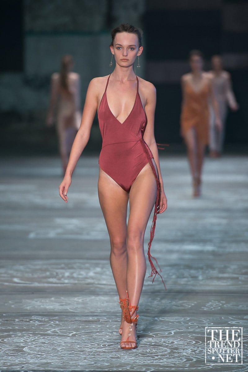 bec and bridge rent the runway