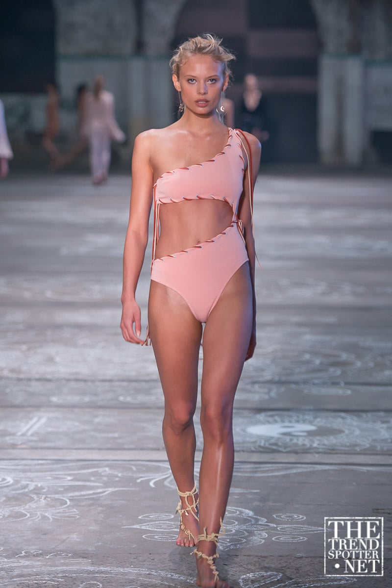 bec and bridge rent the runway