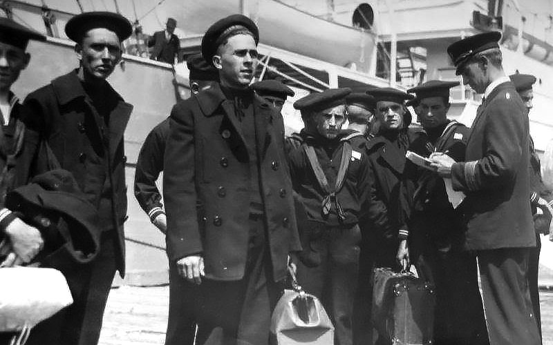 mens peacoat fashion