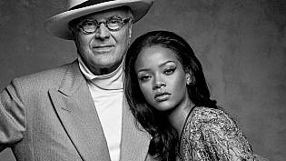 rihanna-teams-up-with-manolo-blahnik-once-again