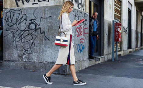 How to Wear Athleisure
