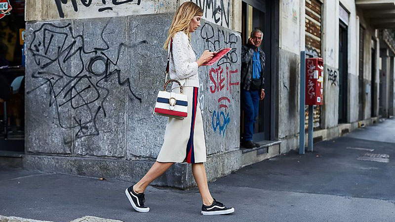 How to Wear Athleisure