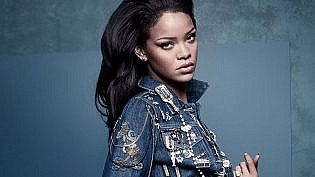 How to Wear a Denim Jacket Like a Celebrity
