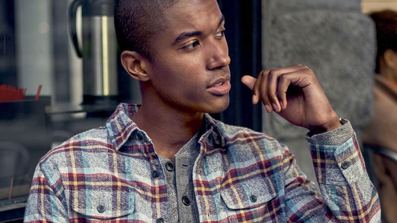 How to Wear a Flannel Shirt for Men ...