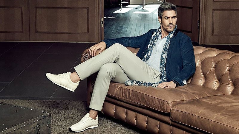 How to Wear Chinos: Everything You Need to Know