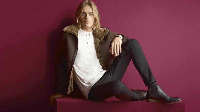 Tan Suede Chelsea Boots with White Pants Smart Casual Winter