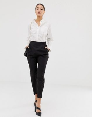 smart casual interview wear female