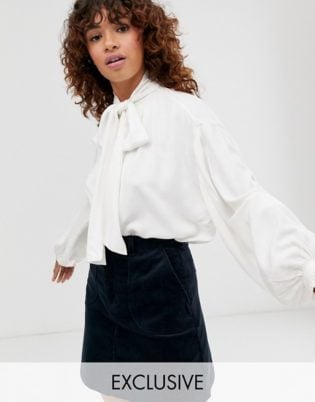 Monki Heart Jaquard Print Pussy Neck Blouse In Off White