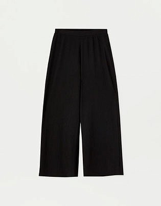 Pullbear Culotte Pants In Black