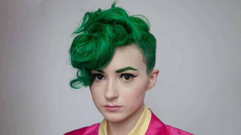 25 Cool Undercut Hairstyles For Women In 2020 The Trend Spotter