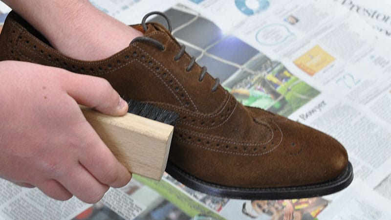 How to clean suede shoes without suede cleaner