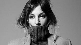 PhoebePhilo-photo1