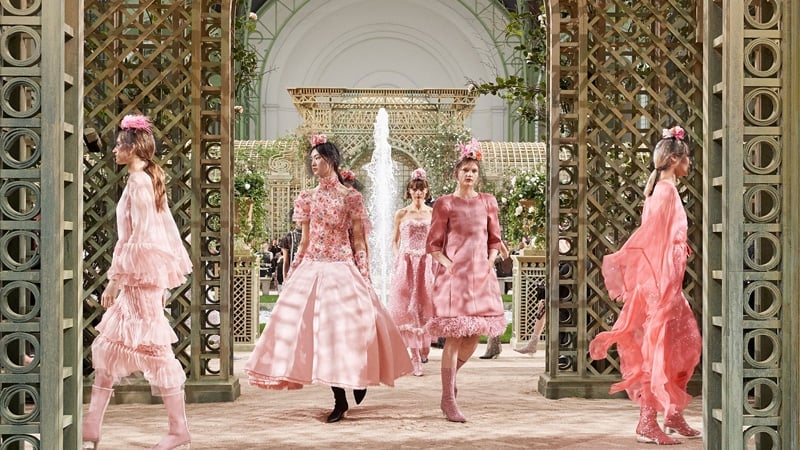 Fashion News: Chanel Creates a Mystical, Garden Party Runway at Paris Couture Week 