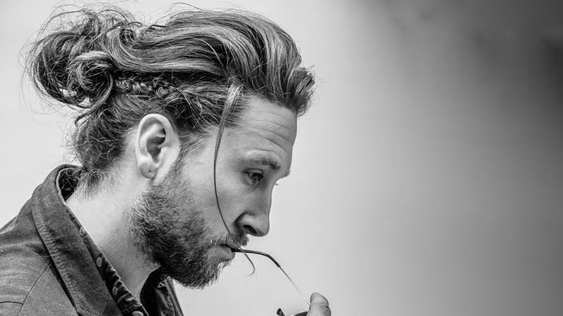 10 Masculine Man Bun Braid Hairstyles to Try - The Trend 