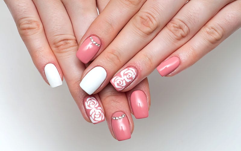 20 Gorgeous Wedding Nail Designs For Brides The Trend Spotter