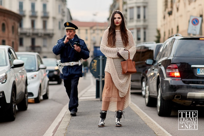 Milan Fashion Week Aw 2018 Street Style Women 31