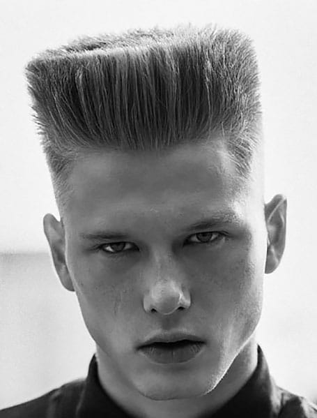 Winter Hairstyles for Men: Medium-Length to Long Hairstyles