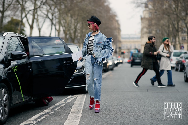 Paris Fashion Week Aw 2018 Street Style 24