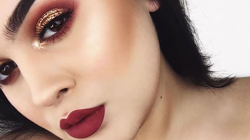 Red Cut Crease