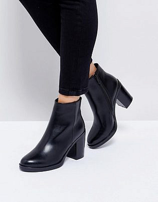 Raid Lorena Black Heeled Ankle Boots