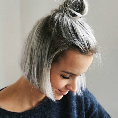 25 Chic Short Hairstyles For Thick Hair In 2020 The Trend Spotter