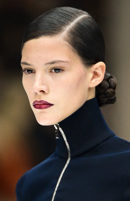 20 Stunning Deep Side Part Hairstyles The Trend Spotter