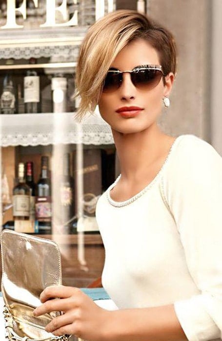 20 Stunning Deep Side Part Hairstyles The Trend Spotter