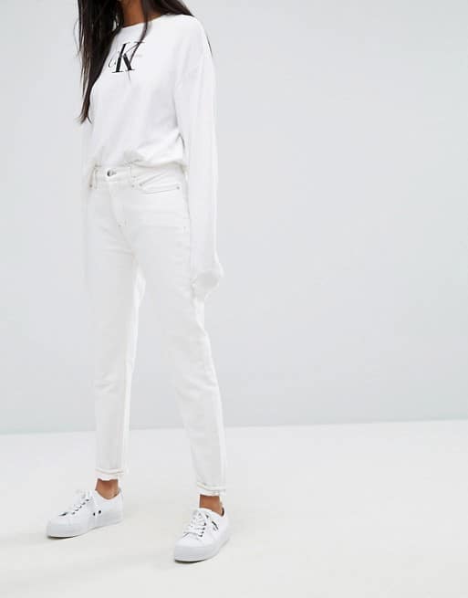 Stunning White Pants Outfit Ideas for Any Occasion - The Trend Spotter