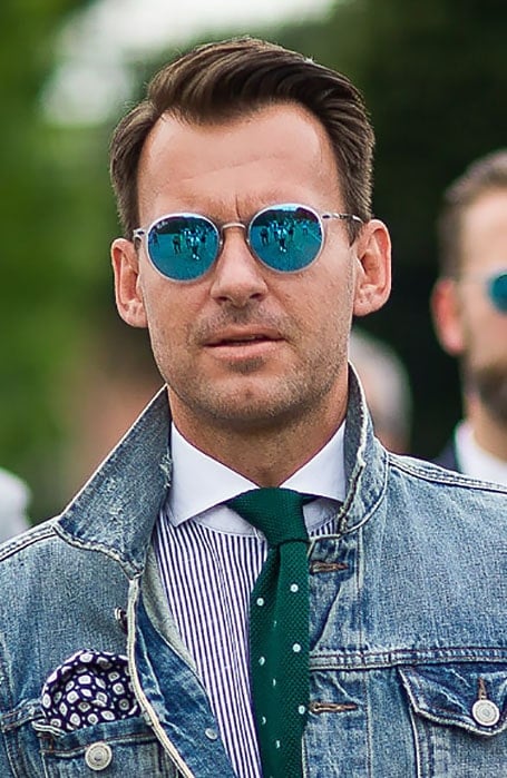 27 Best Hairstyles and Haircuts for Balding Men - TheTrendSpotter 27 Best Hairstyles and Haircuts for Balding Men - TheTrendSpotter