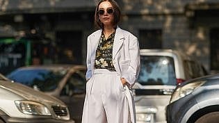 Gorgeous White Pants Outfit Ideas For Women