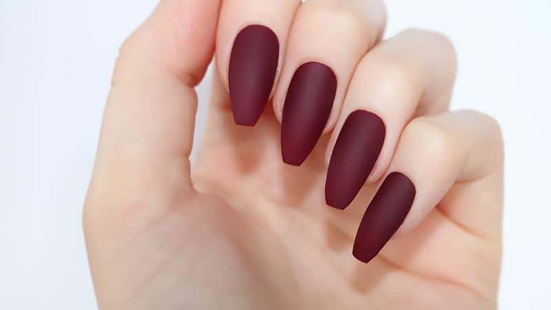 15 Chic & Cozy November Nail Ideas From Holiday to Every Day | LoveToKnow