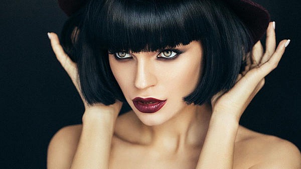"The Best Inverted Bob Haircuts for Blue Hair" - wide 8